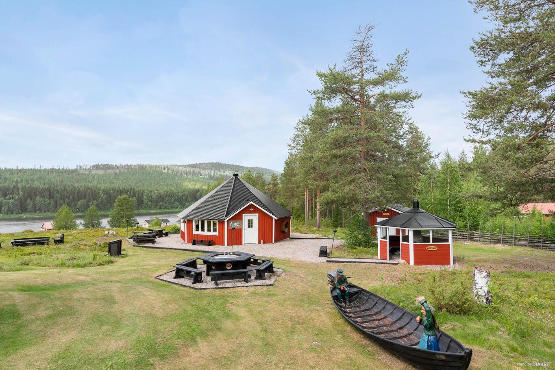 Вилла Arctic Ranch Overkalix Экстерьер фото