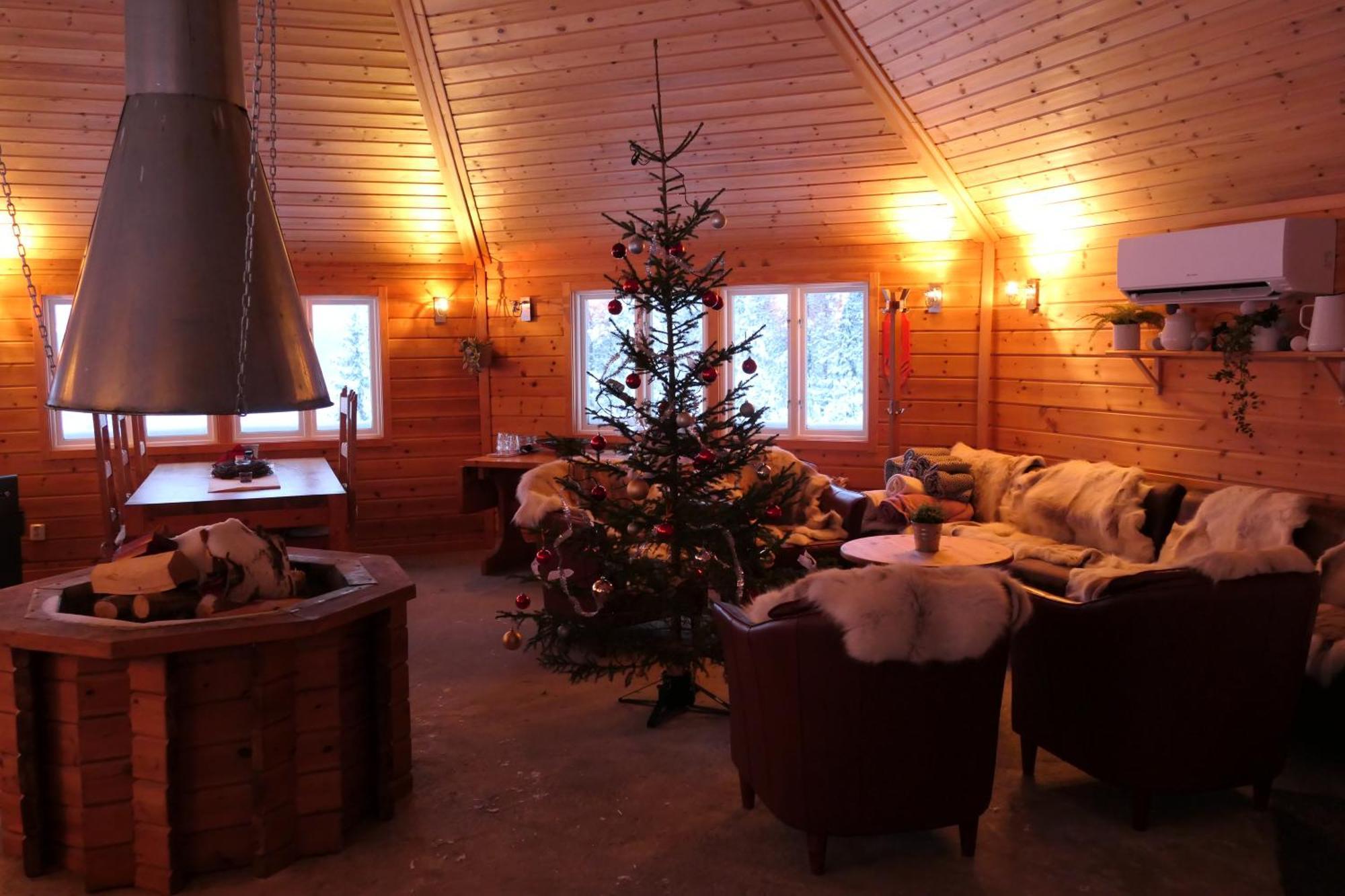 Вилла Arctic Ranch Overkalix Экстерьер фото